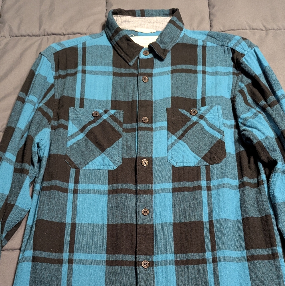 URBAN PIPELINE Awesomely Soft Teal/Black Plaid Flannel Mens Small Button Down